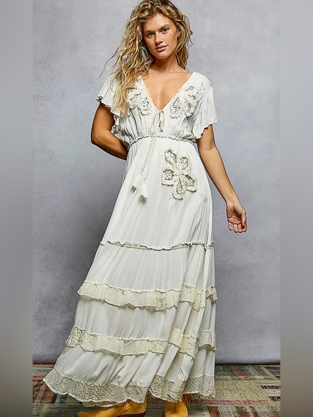POL Ruffle Trim V-Neck Embroidery Sequins
Tassel Long Dress S-L
